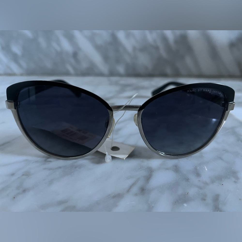 Marc Jacobs sunglasses. New with tags